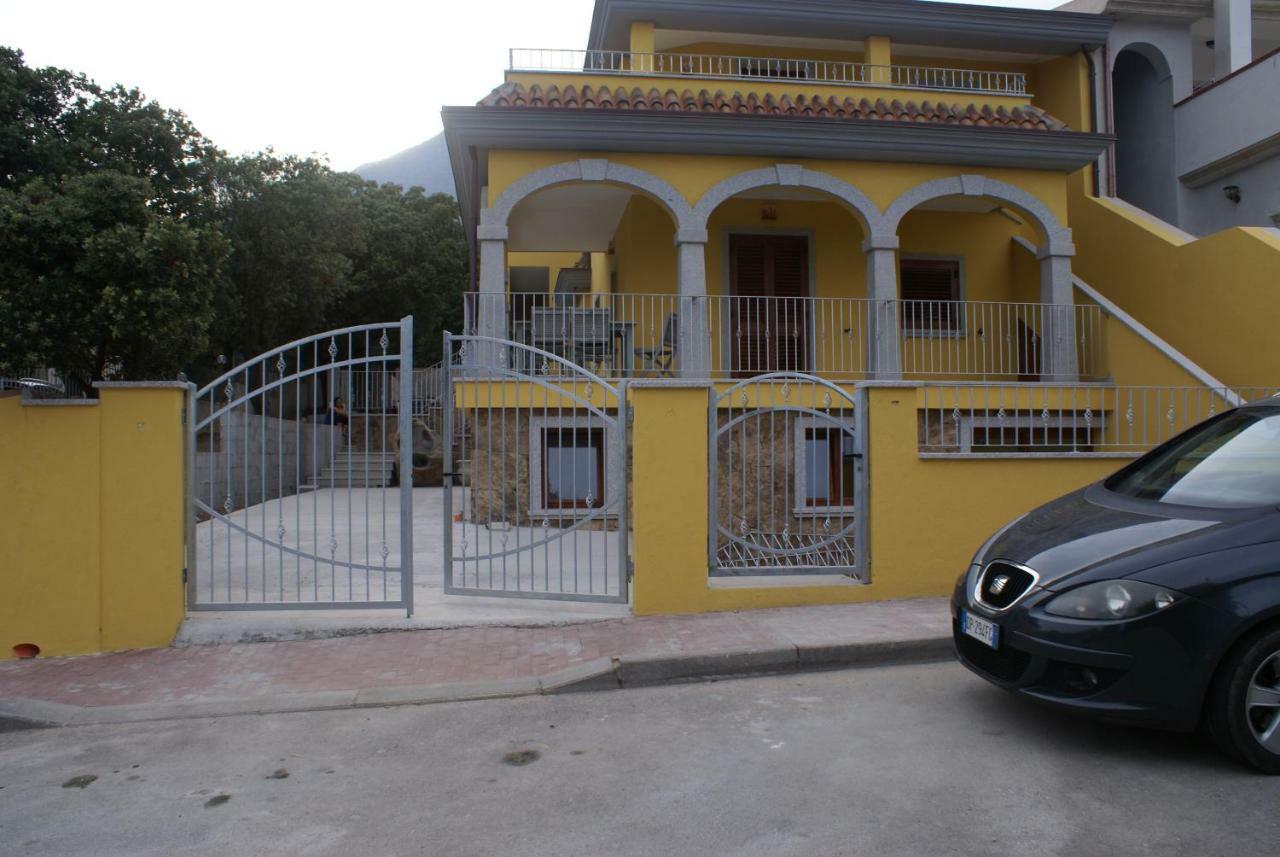 Casa Mariolu 2 Piano Mansarda Villa Cala Gonone Exterior photo